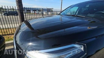 2019 GMC Yukon Denali 5SA - miniatura 27
