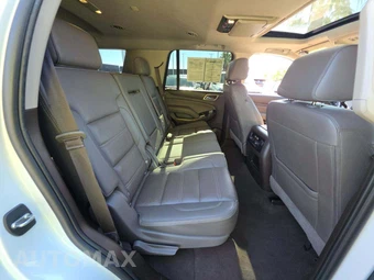 2019 GMC Yukon Denali 5SA - miniatura 17