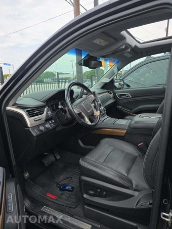 2019 GMC Yukon Denali 5SA - miniatura 6