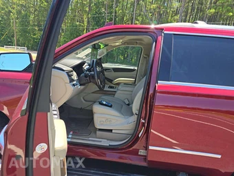 2019 GMC Yukon Denali 5SA - miniatura 3