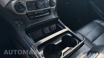 2019 GMC Yukon Denali XL - miniatura 32