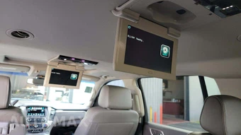 2019 GMC Yukon Denali XL 5SA - miniatura 18