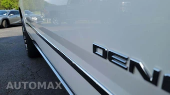 2019 GMC Yukon Denali XL 5SA - miniatura 21