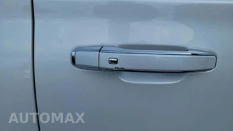 2019 GMC Yukon Denali XL 5SA - miniatura 30