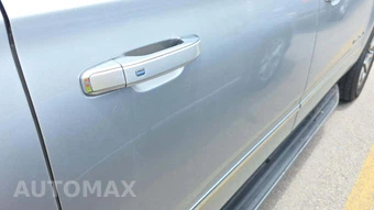 2019 GMC Yukon Denali XL 5SA - miniatura 20