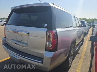 2019 GMC Yukon Denali XL 5SA - miniatura 4