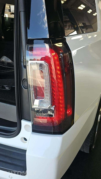 2019 GMC Yukon SLE 3SA - miniatura 26
