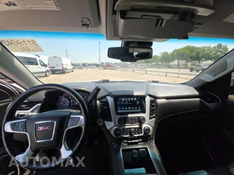 2019 GMC Yukon SLT 4SA - miniatura 11