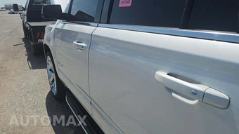 2019 GMC Yukon SLT 4SA - miniatura 23