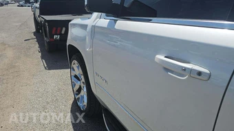 2019 GMC Yukon SLT 4SA - miniatura 24