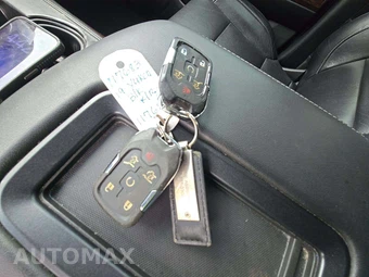 2019 GMC Yukon SLT 4SA - miniatura 5