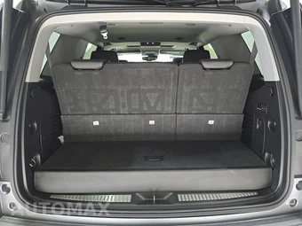 2019 GMC Yukon SLT 4SA - miniatura 17