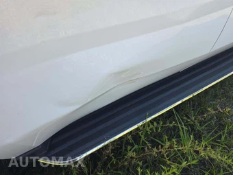 2019 GMC Yukon SLT 4SA – miniatura 24