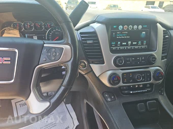 2019 GMC Yukon SLT 4SA - miniatura 11