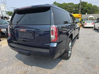 2019 GMC Yukon XL SLT 4SA - miniatura 3
