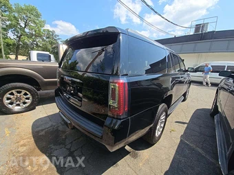 2019 GMC Yukon XL SLT 4SA - miniatura 3