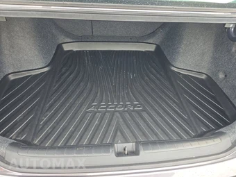 2019 Honda Accord Hybrid Touring - miniatura 16