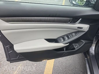 2019 Honda Accord Hybrid Touring - miniatura 9