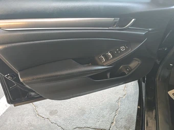 2019 Honda Accord Sedan LX 1.5T - miniatura 9