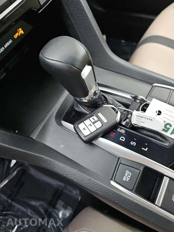 2019 Honda Civic Sedan EX - miniatura 8