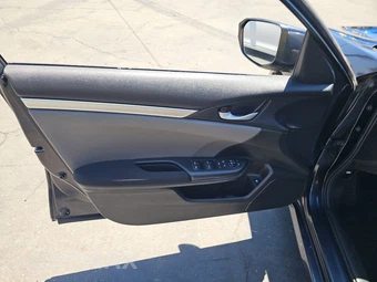 2019 Honda Civic Sedan LX - miniatura 9