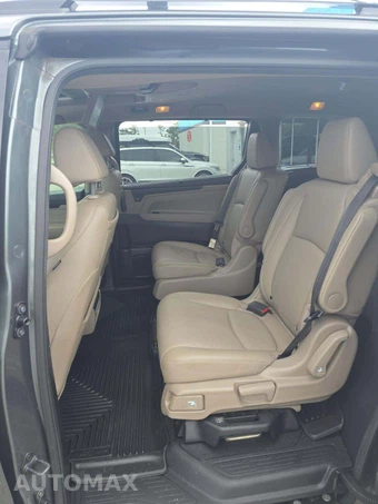 2019 Honda Odyssey Elite 118.1" WB - miniatura 13