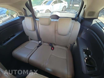2019 Honda Odyssey Elite 118.1" WB - miniatura 14