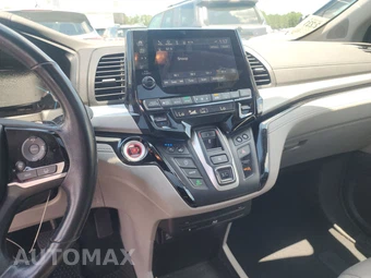 2019 Honda Odyssey Elite 118.1" WB - miniatura 11