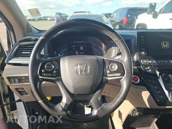 2019 Honda Odyssey Elite 118.1" WB - miniatura 10