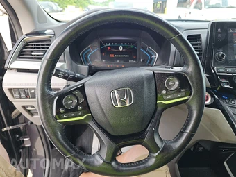 2019 Honda Odyssey Elite 118.1" WB - miniatura 10
