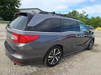 2019 Honda Odyssey Elite 118.1" WB - miniatura 4