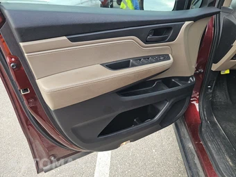 2019 Honda Odyssey EX 118.1" WB - miniatura 9
