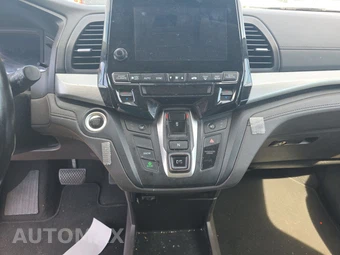 2019 Honda Odyssey EX-L 118.1" WB - miniatura 11