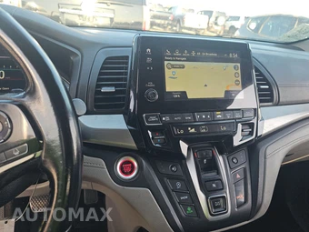2019 Honda Odyssey Touring 118.1" WB - miniatura 11