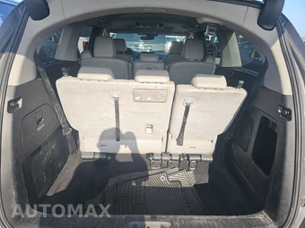 2019 Honda Odyssey Touring 118.1" WB - miniatura 17