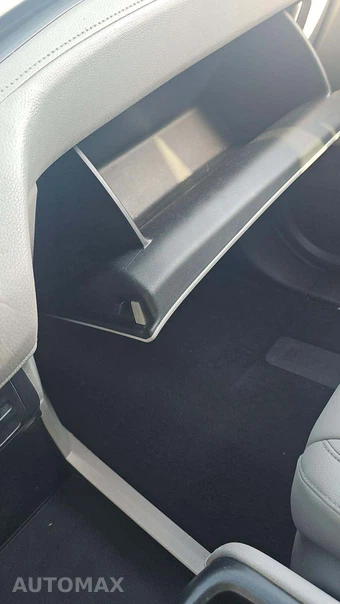 2019 Honda Odyssey Touring 118.1" WB - miniatura 29