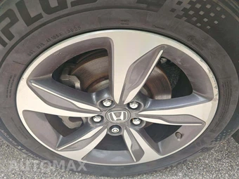 2019 Honda Odyssey Touring 118.1" WB - miniatura 24
