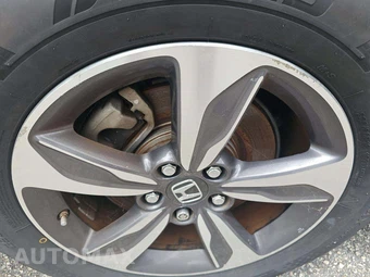 2019 Honda Odyssey Touring 118.1" WB - miniatura 26