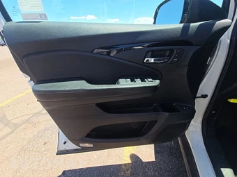 2019 Honda Pilot Elite - miniatura 9