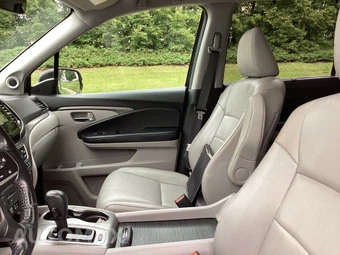 2019 Honda Pilot EX-L w/Navigation & RES - miniatura 29