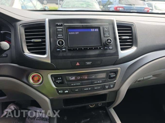 2019 Honda Pilot LX - miniatura 10