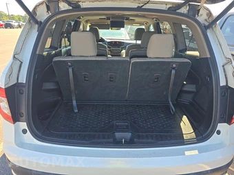 2019 Honda Pilot Touring 7-Passenger – miniatura 17