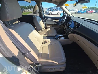 2019 Honda Pilot Touring 7-Passenger – miniatura 8