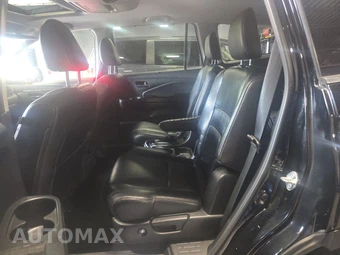 2019 Honda Pilot Touring 7-Passenger - miniatura 13