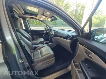 2019 Honda Pilot Touring 7-Passenger - miniatura 8