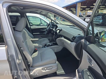 2019 Honda Pilot Touring 7-Passenger - miniatura 8