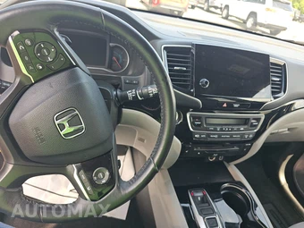 2019 Honda Pilot Touring 8-Passenger - miniatura 11