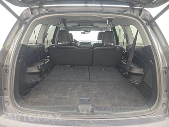 2019 Honda Pilot Touring 8-Passenger - miniatura 17