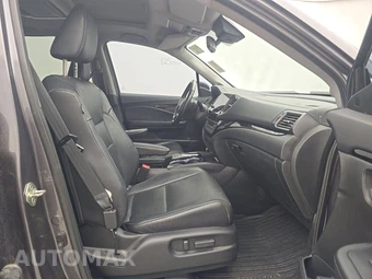 2019 Honda Pilot Touring 8-Passenger - miniatura 8