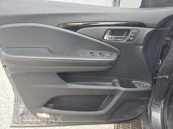 2019 Honda Pilot Touring 8-Passenger - miniatura 9
